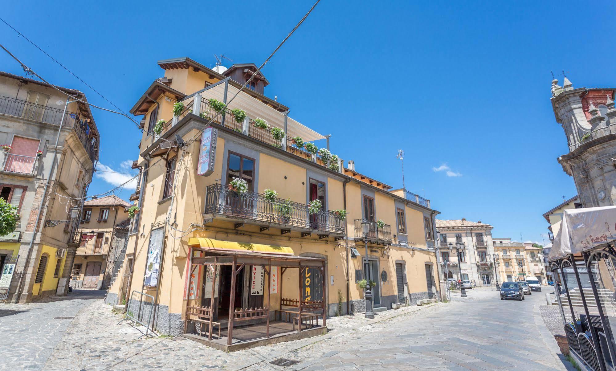 Hotel Conte Ruggero Serra San Bruno Dış mekan fotoğraf