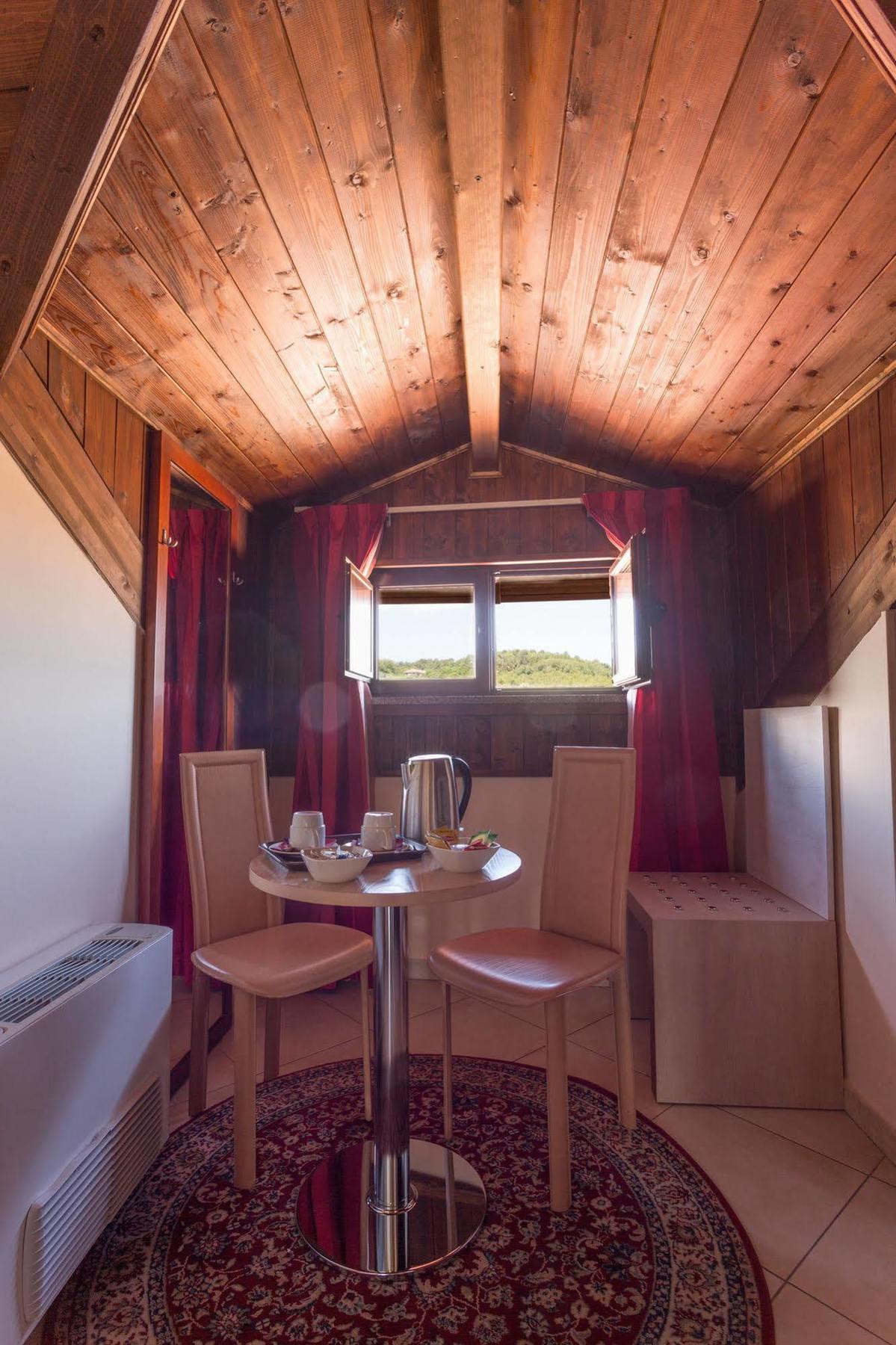 Hotel Conte Ruggero Serra San Bruno Dış mekan fotoğraf